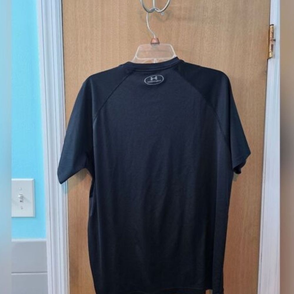 Under Armour Black Shirt Large (#2) (Or Better Offer) - Picture 2 of 3